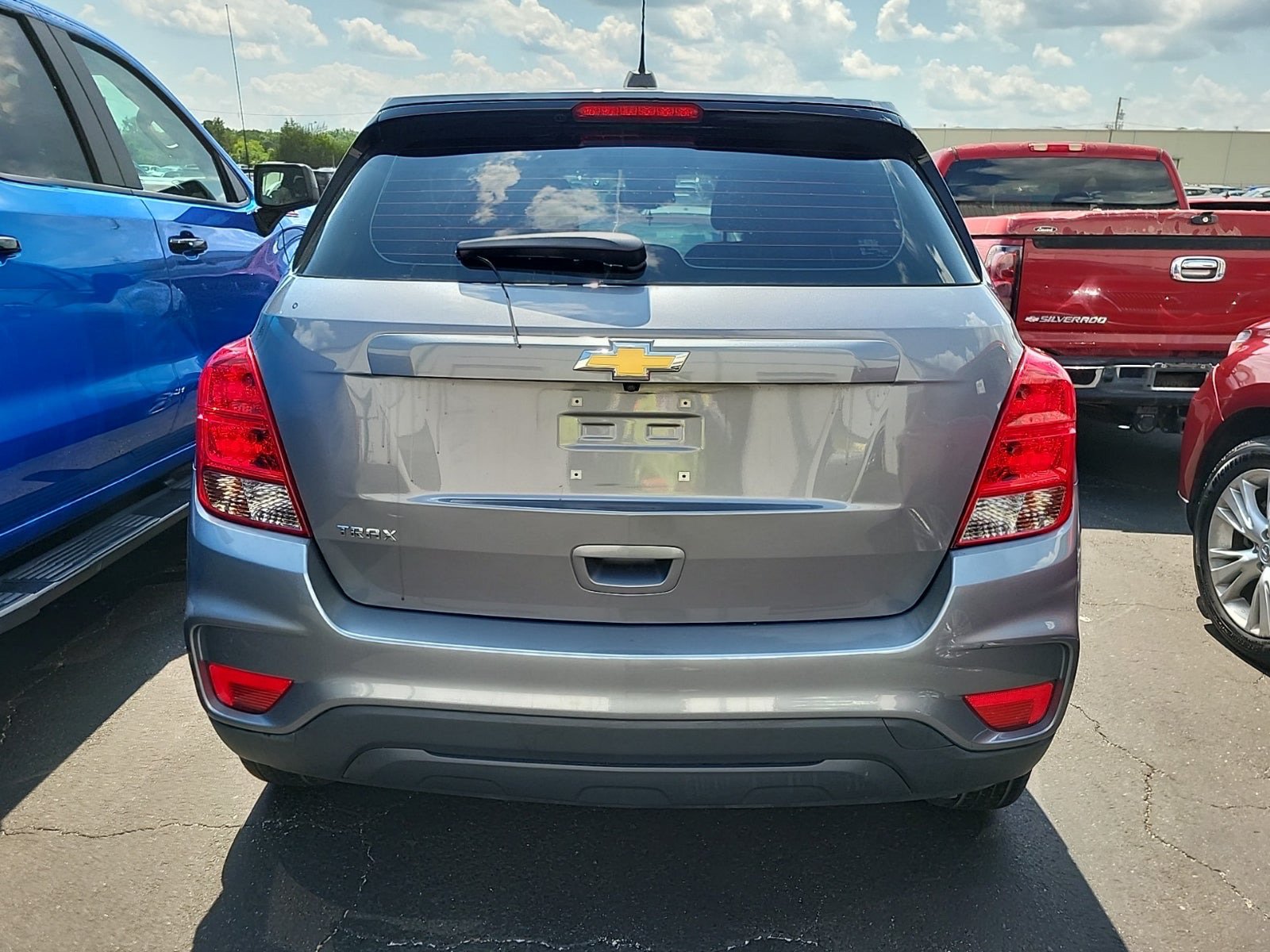 Used 2020 Chevrolet Trax LS FWD image 5