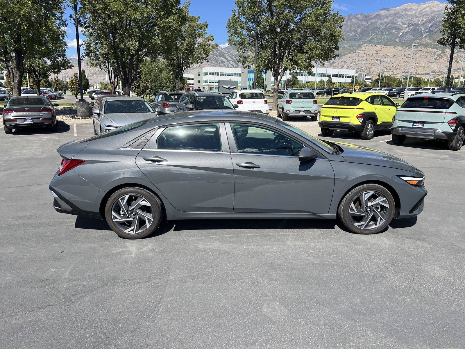 Certified 2026 Hyundai Elantra Limited FWD image 16