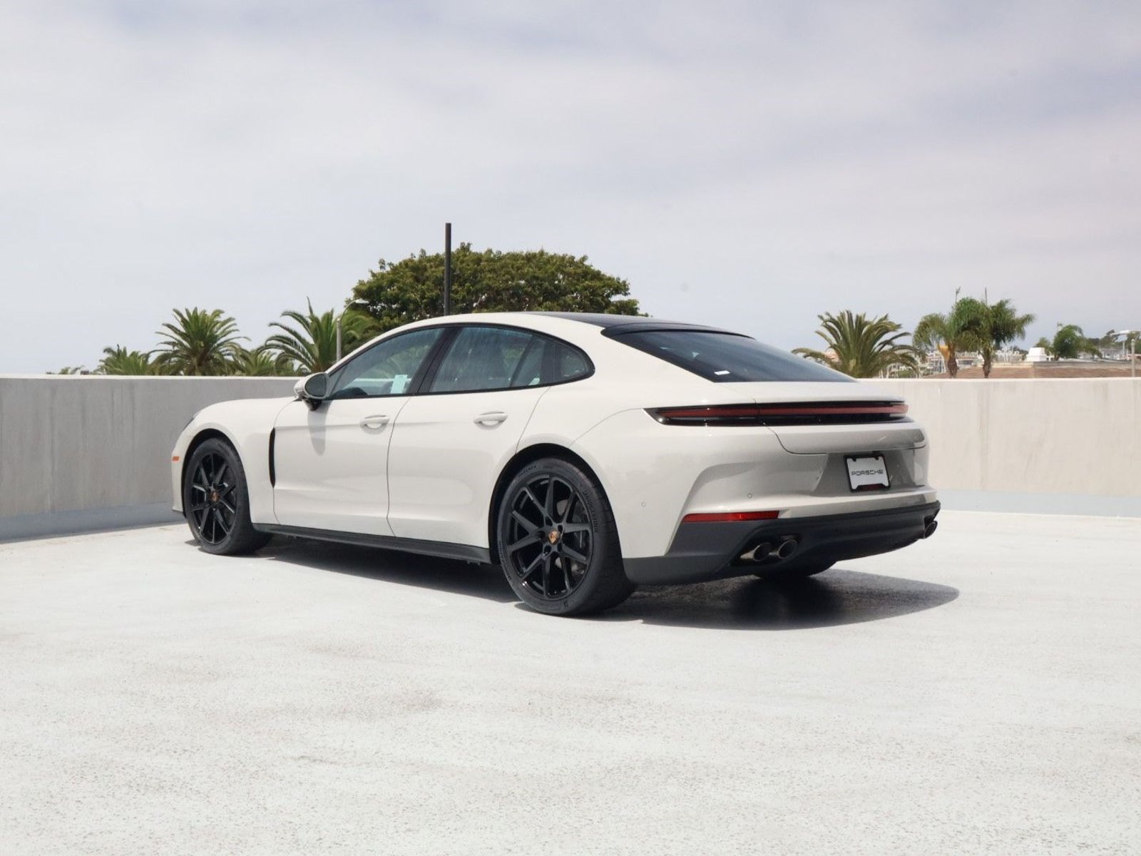 New 2026 Porsche Panamera 4 AWD/4WD image 3