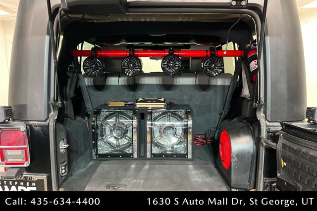 Used 2008 Jeep Wrangler Unlimited Rubicon w/ Dual Top Group AWD/4WD image 22