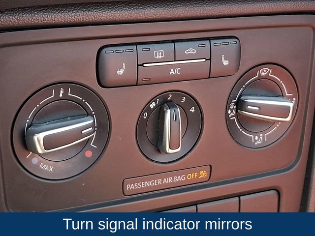 Used 2013 Volkswagen Beetle 2.0T image 13