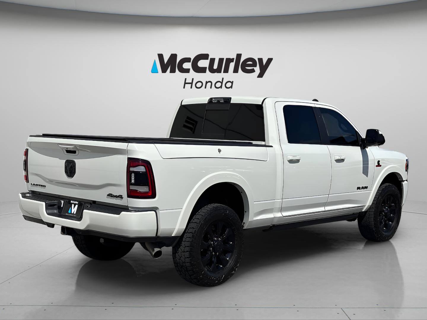 Used 2022 RAM 2500 Limited image 3
