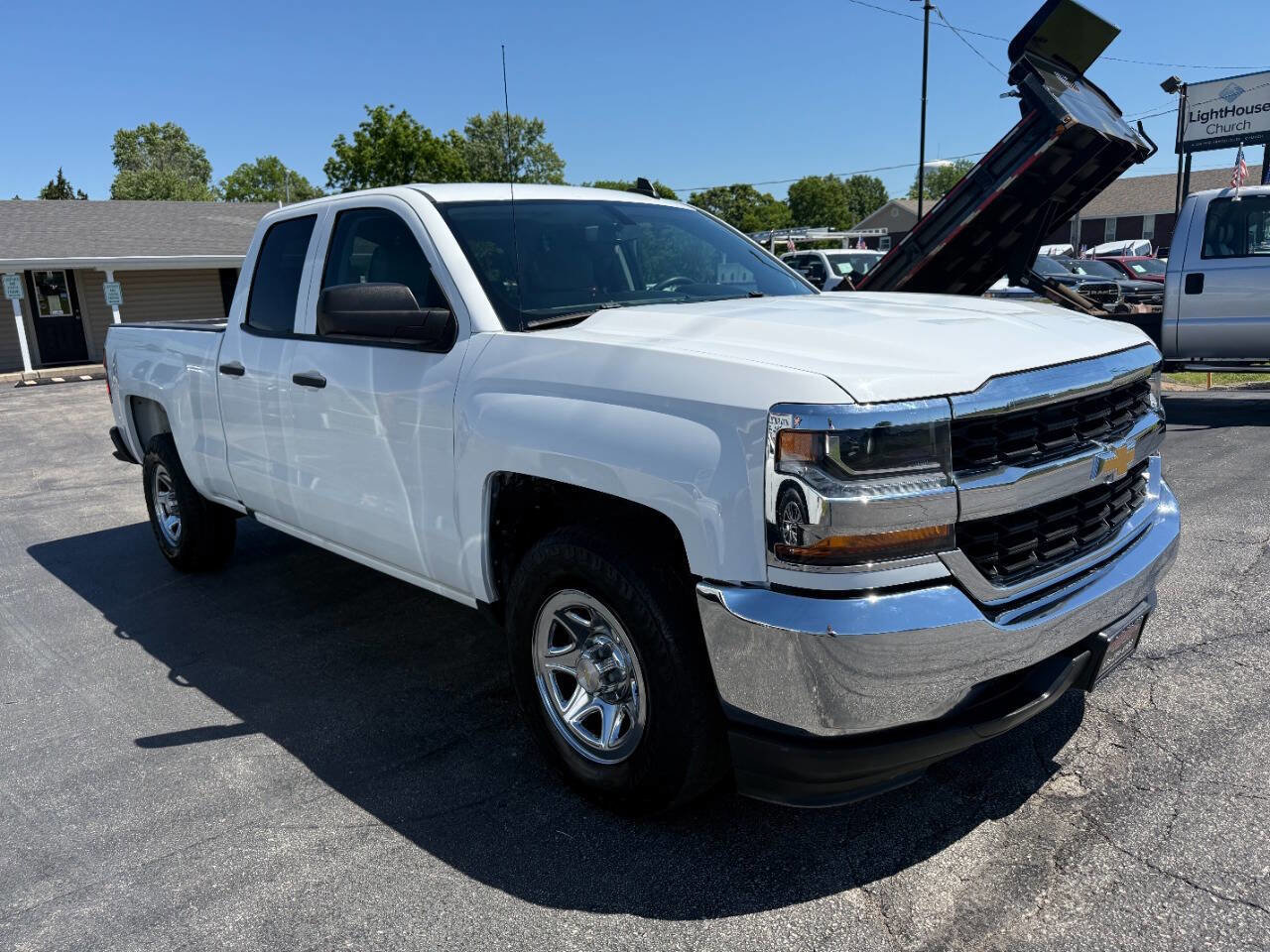 Used 2018 Chevrolet Silverado 1500 LS w/ Trailering Package RWD image 4