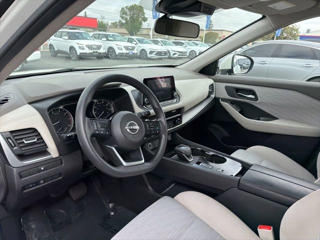 Used 2023 Nissan Rogue SV image 10