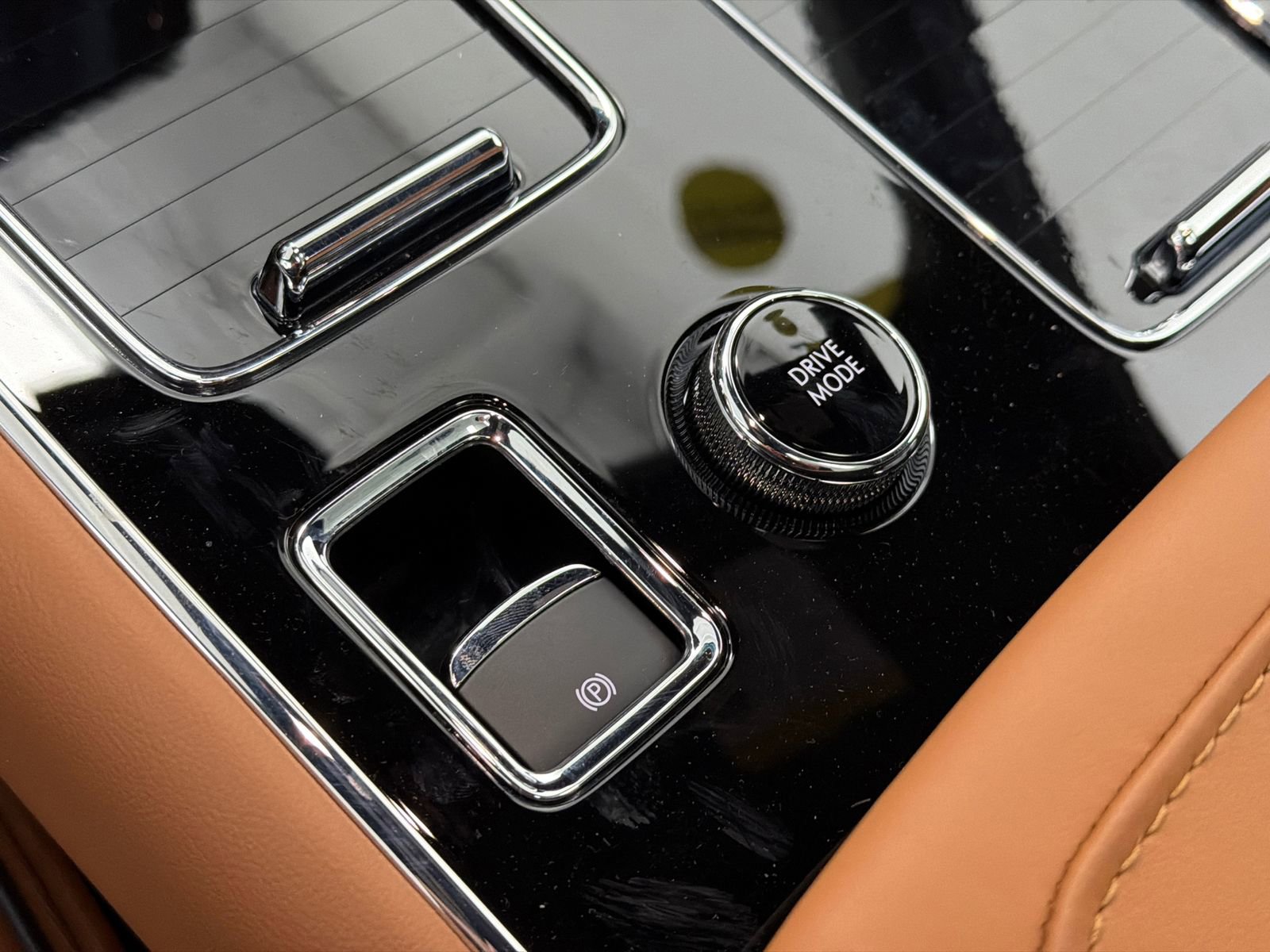 New 2026 Lincoln Aviator Black Label w/ Black Label Special Edition image 34