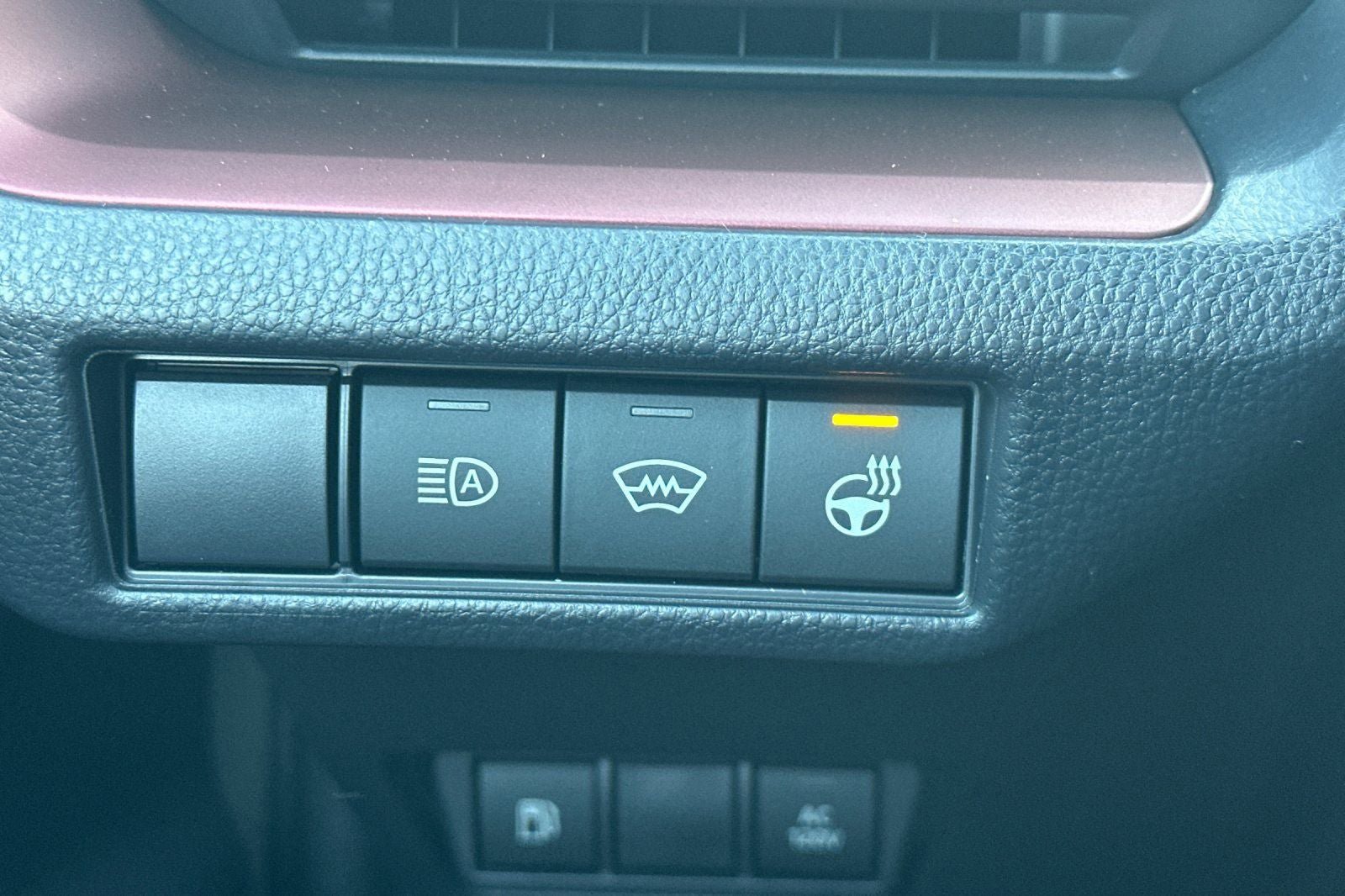 New 2026 Toyota Prius Plug-In Hybrid FWD image 30