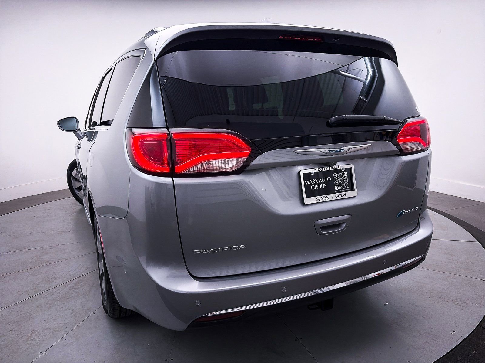 Used 2020 Chrysler Pacifica Limited w/ Advanced Safetytec Group image 4