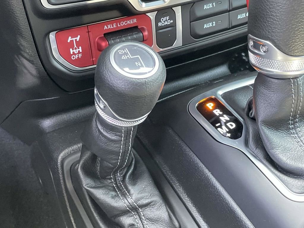 New 2025 Jeep Wrangler Unlimited Sport image 38