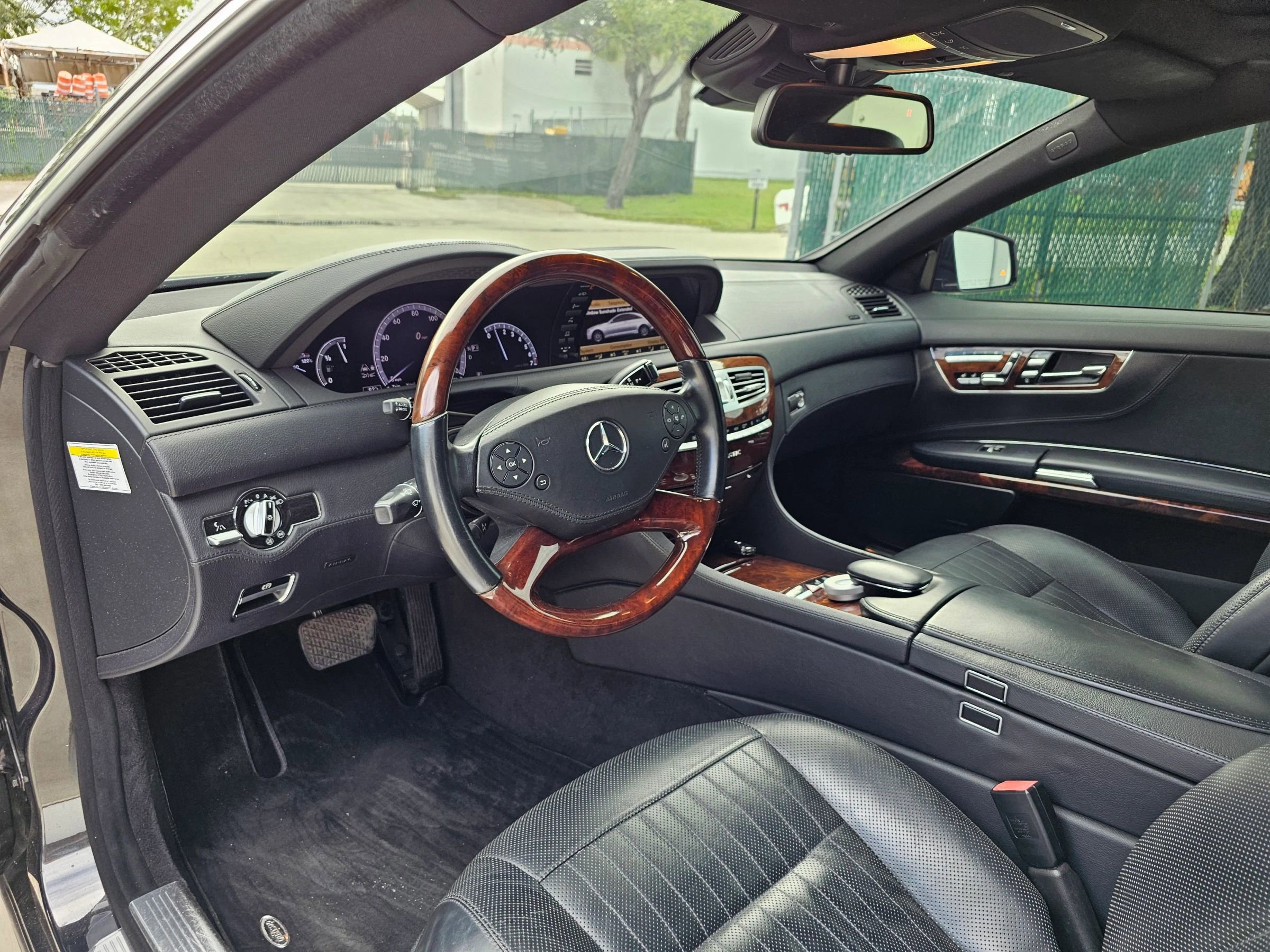 Used 2013 Mercedes-Benz CL 550 4MATIC image 20