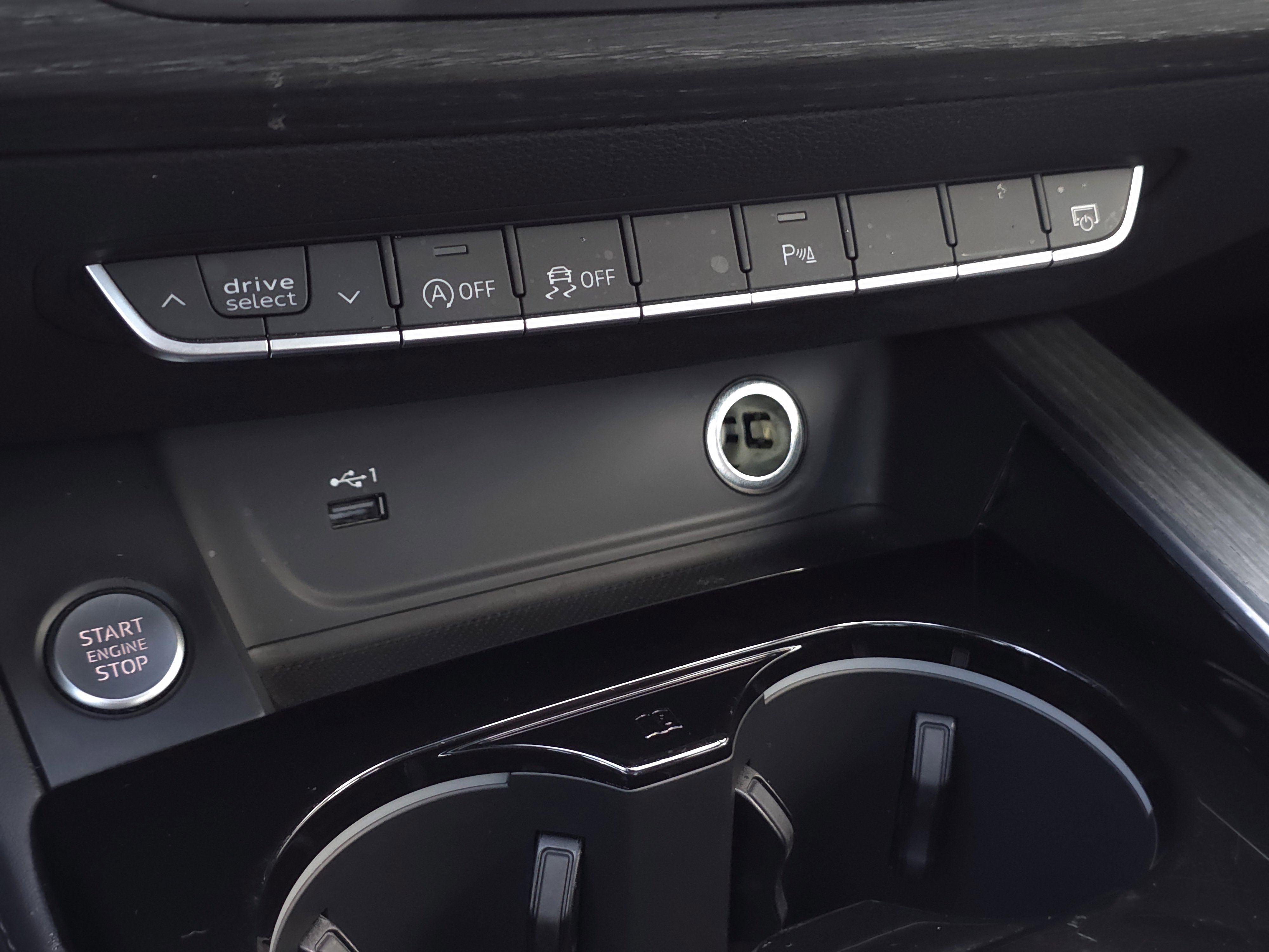 Used 2021 Audi A4 2.0T Premium Plus w/ Premium Plus Package image 17