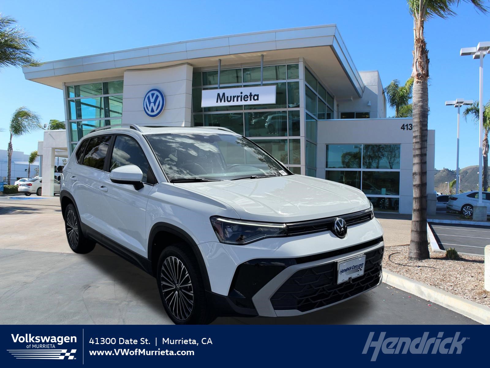 Used 2025 Volkswagen Taos SE FWD image 1