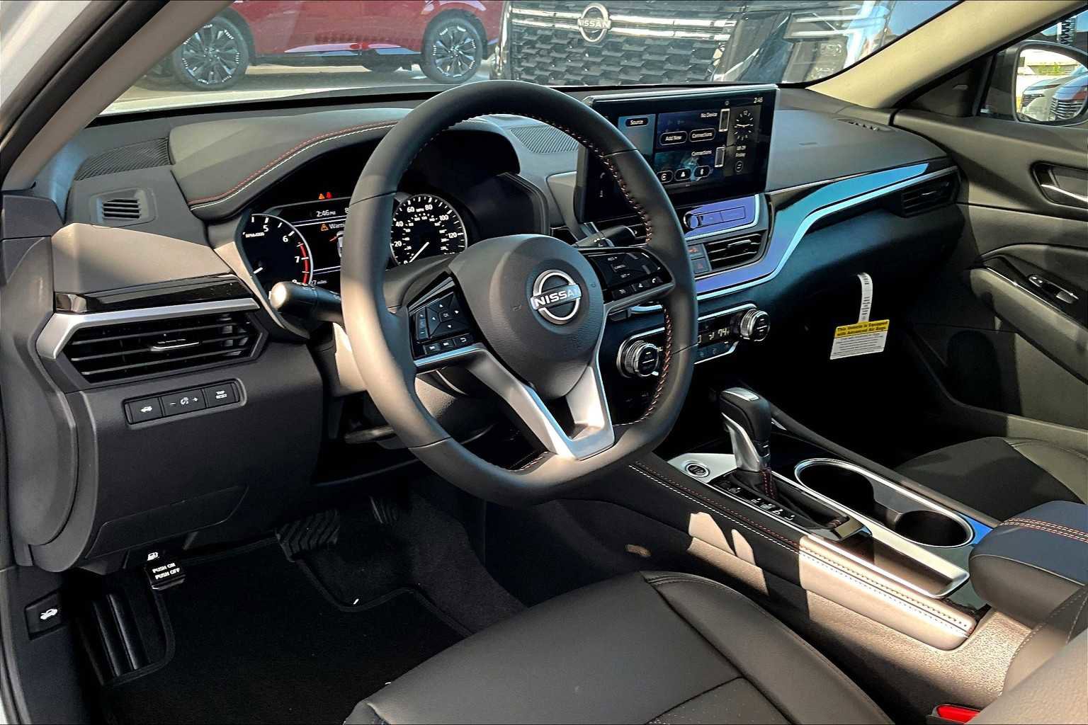 New 2025 Nissan Altima 2.5 SR w/ SR Premium Package image 10
