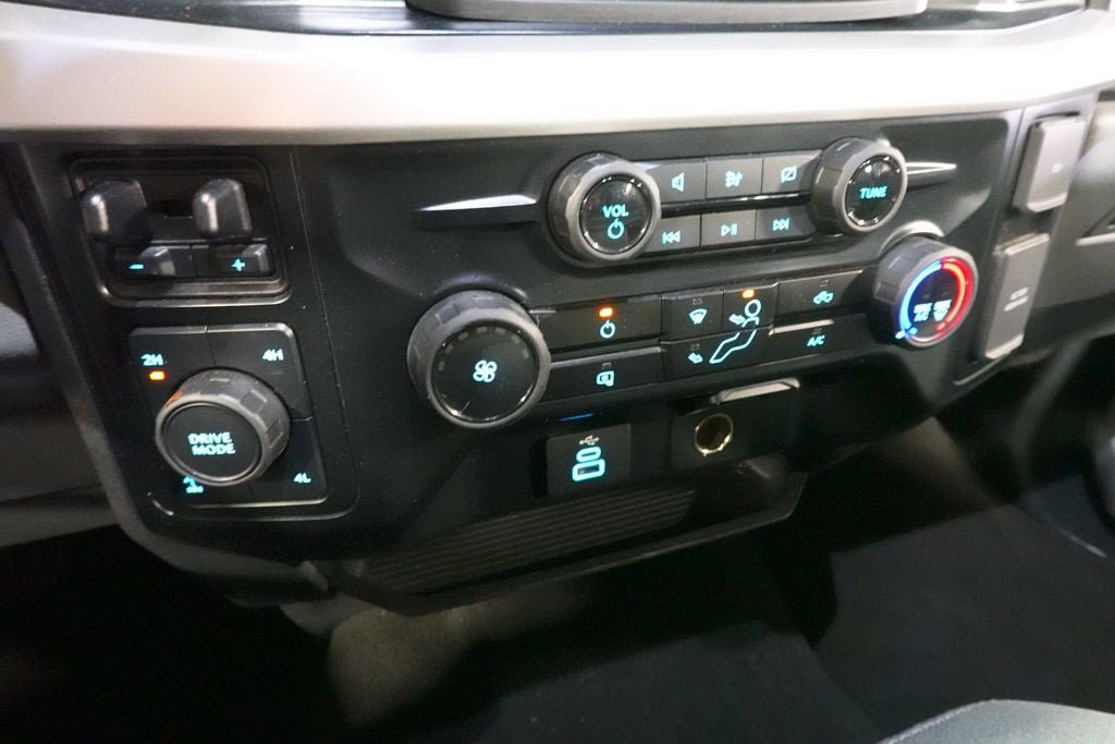 Used 2024 Ford F250 XLT AWD/4WD image 15