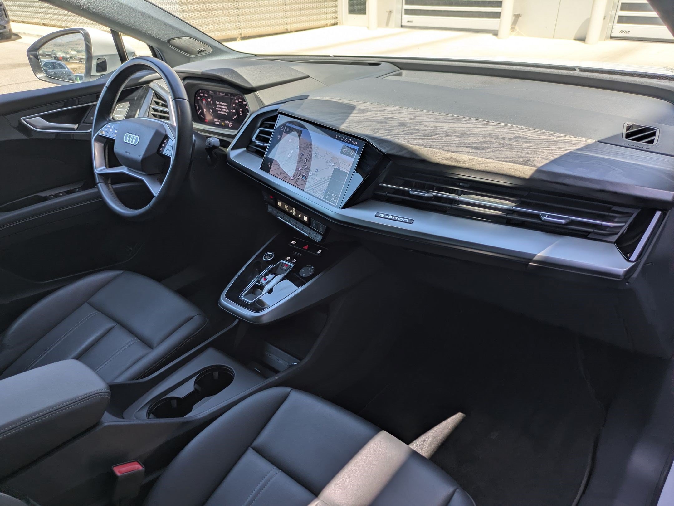 Used 2023 Audi Q4 e-tron Prestige AWD/4WD image 27
