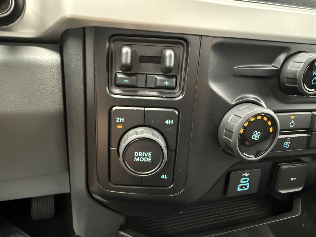 New 2025 Ford F250 XLT w/ 360-Degree Camera Package image 48
