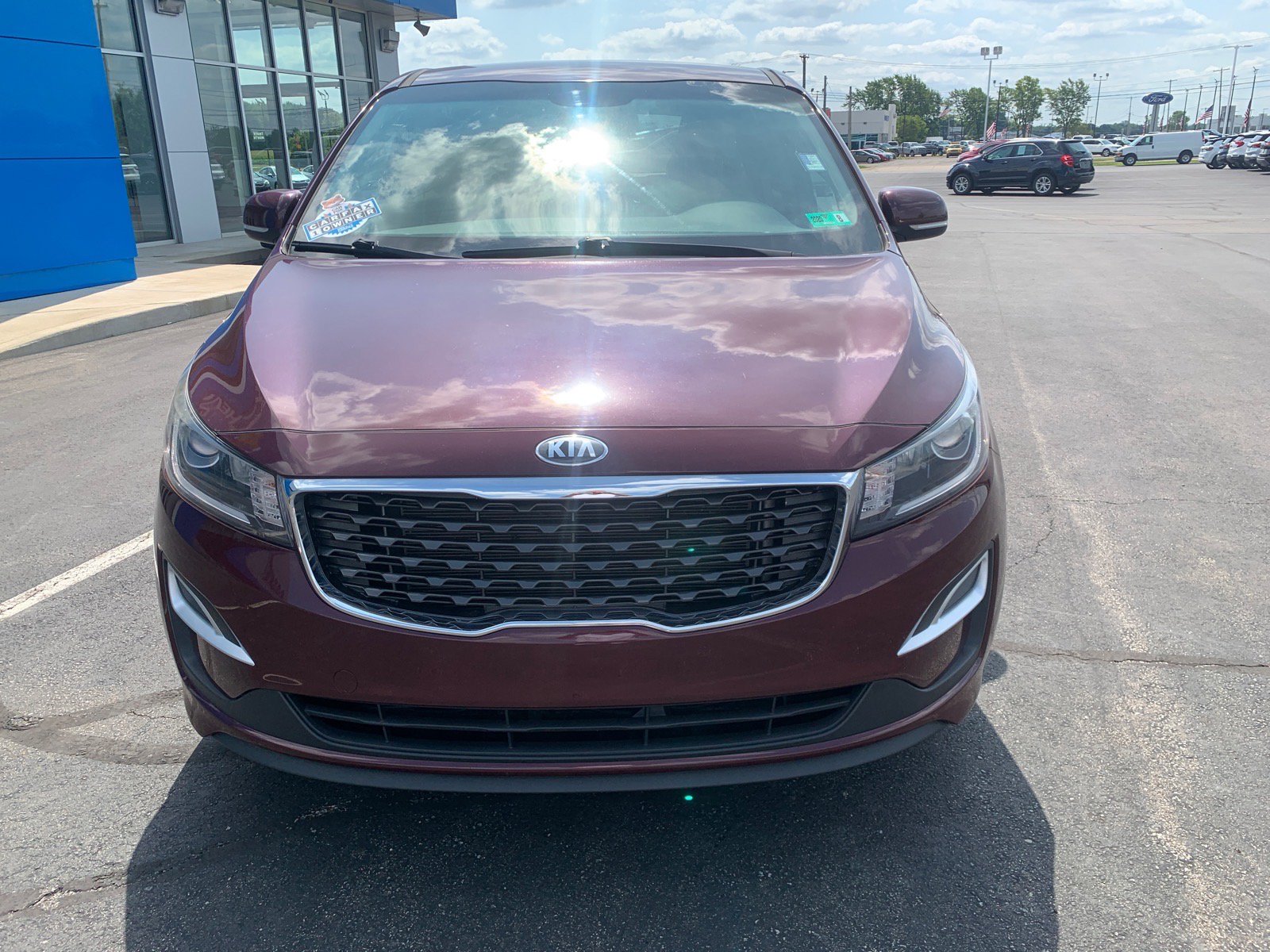 Used 2019 Kia Sedona LX FWD image 2