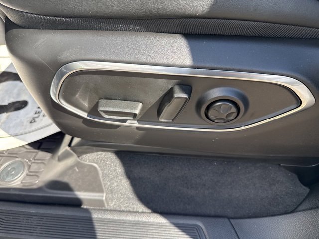 New 2025 Jeep Wagoneer L Series II w/ Convenience Group I image 36