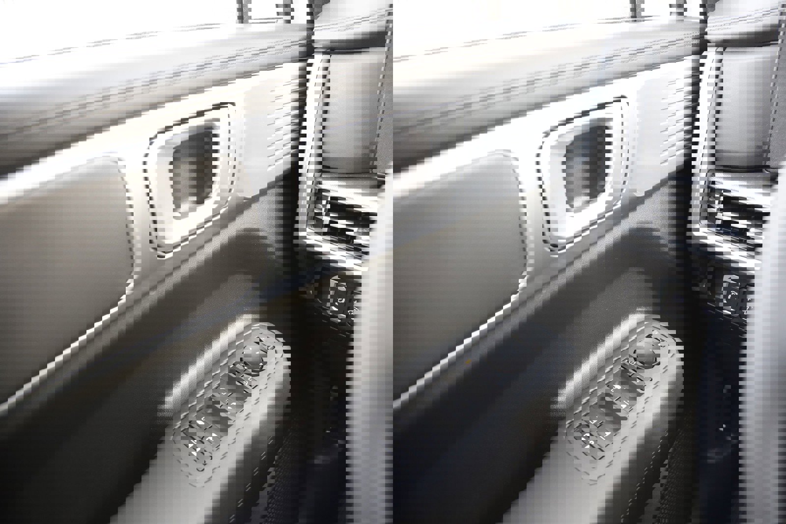 New 2026 Hyundai Santa Fe SE image 21