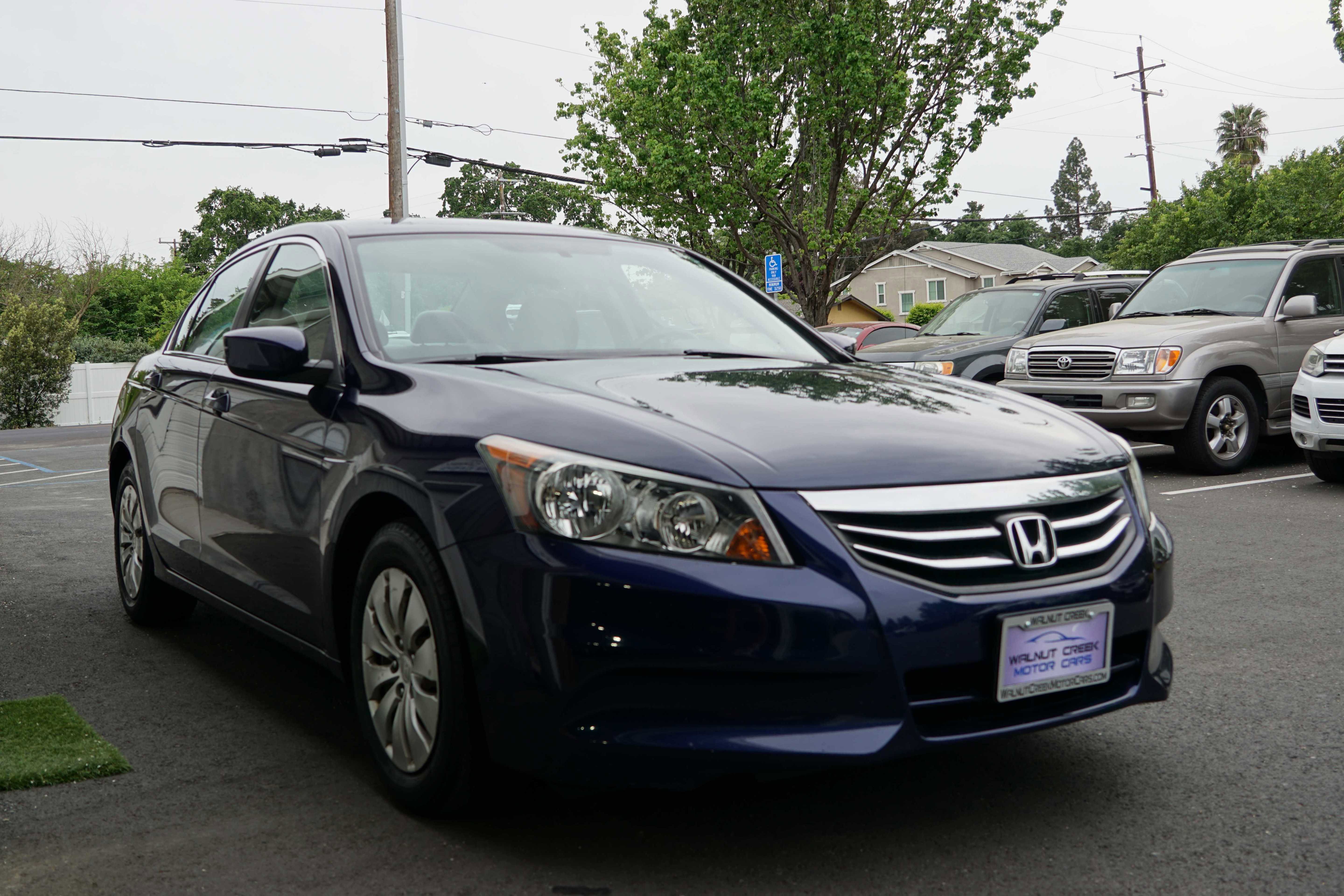 Used 2011 Honda Accord LX image 7