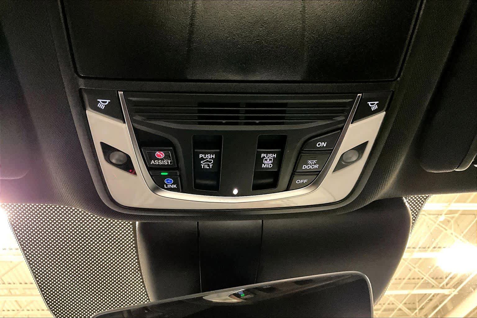 Used 2023 Acura RDX A-Spec FWD image 27