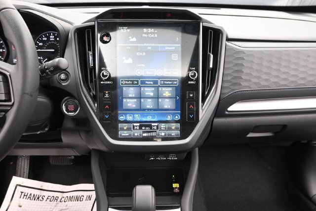 Used 2025 Subaru Forester Premium AWD/4WD image 20