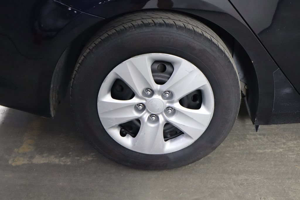 Used 2018 Kia Forte LX FWD image 34