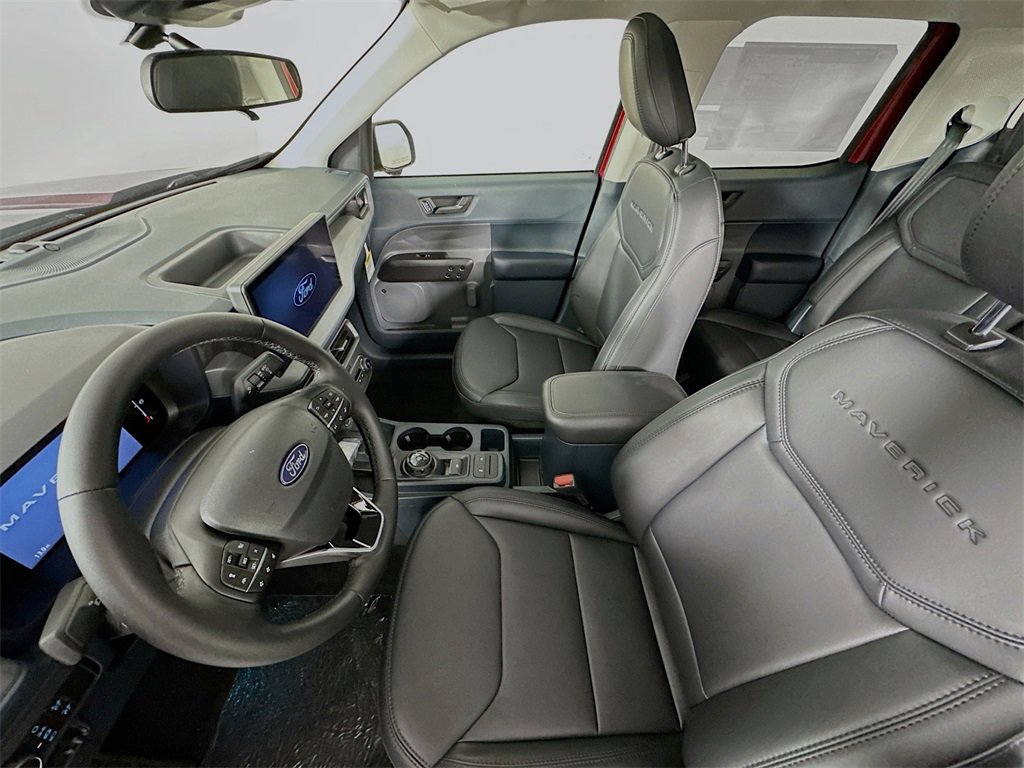 New 2025 Ford Maverick Lariat w/ Black Appearance Package image 11