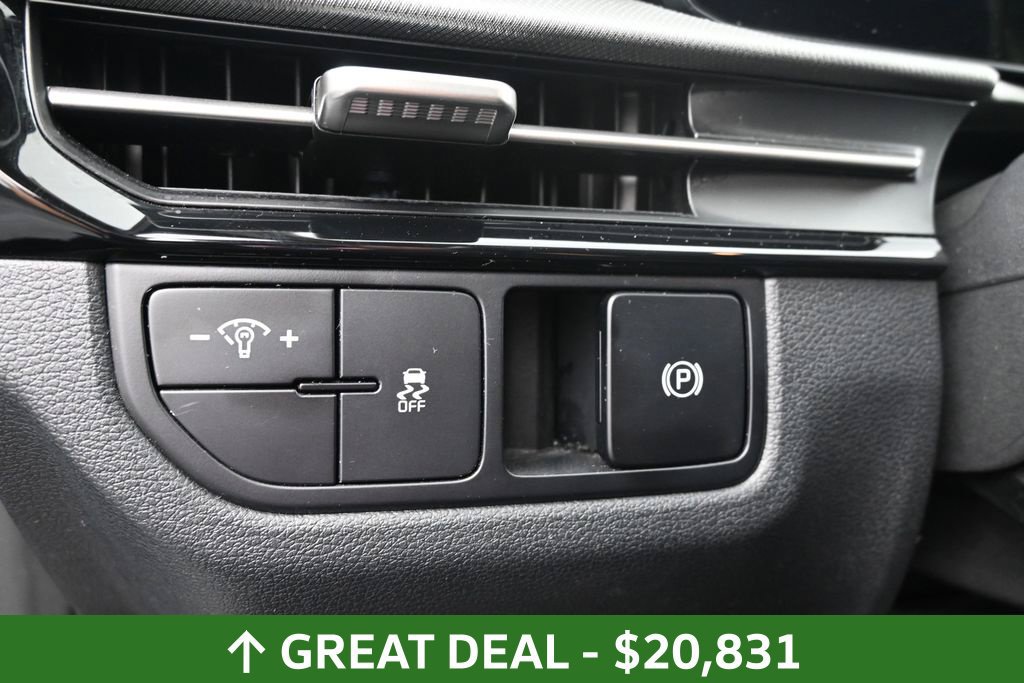 Used 2026 Kia Sportage LX FWD image 24