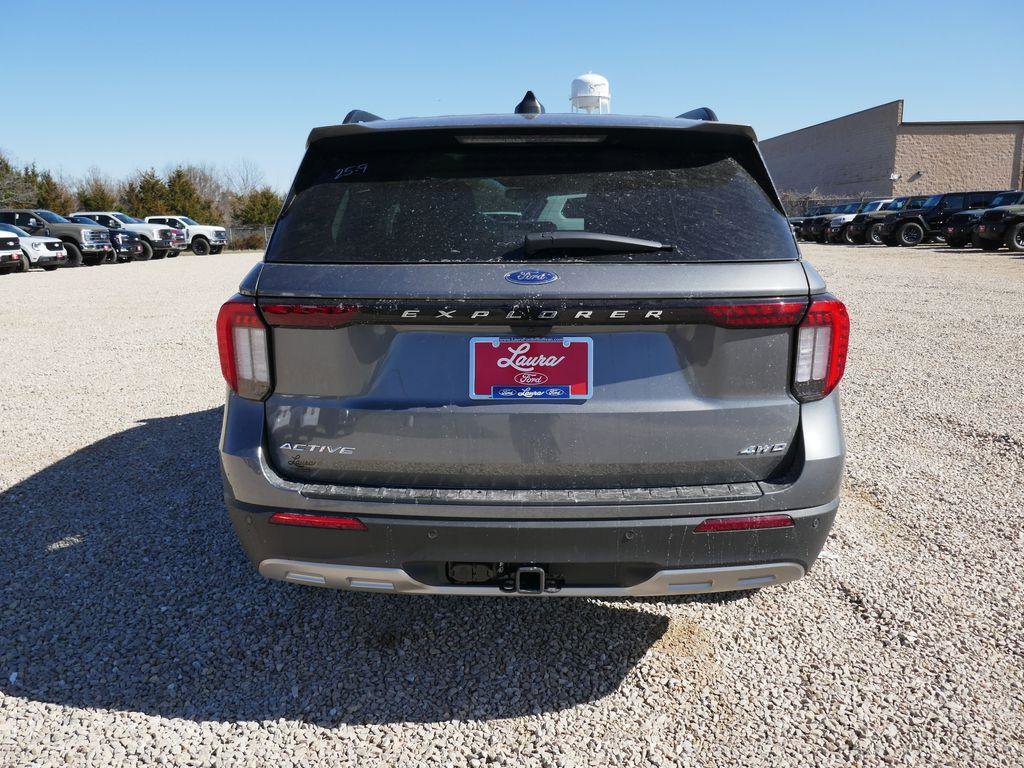 New 2026 Ford Explorer Active image 7