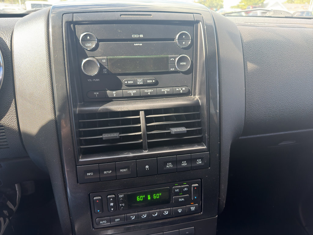 Used 2010 Ford Explorer Sport Trac Limited AWD/4WD image 18