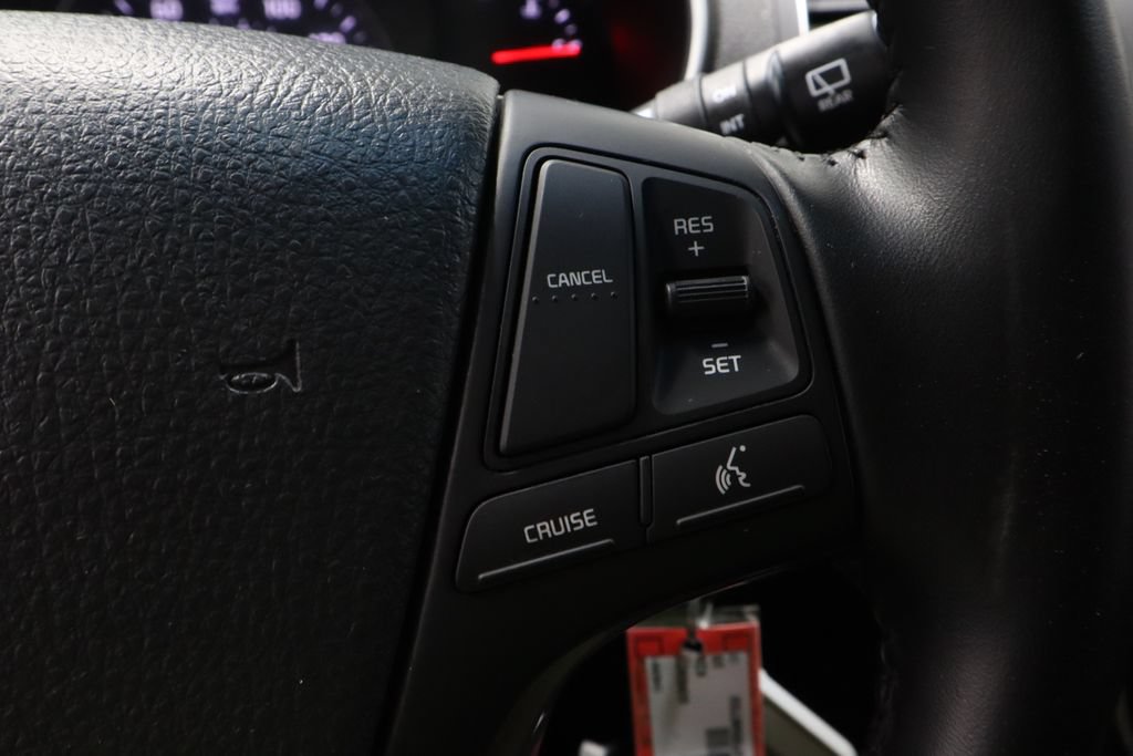 Used 2015 Kia Sorento LX FWD image 29