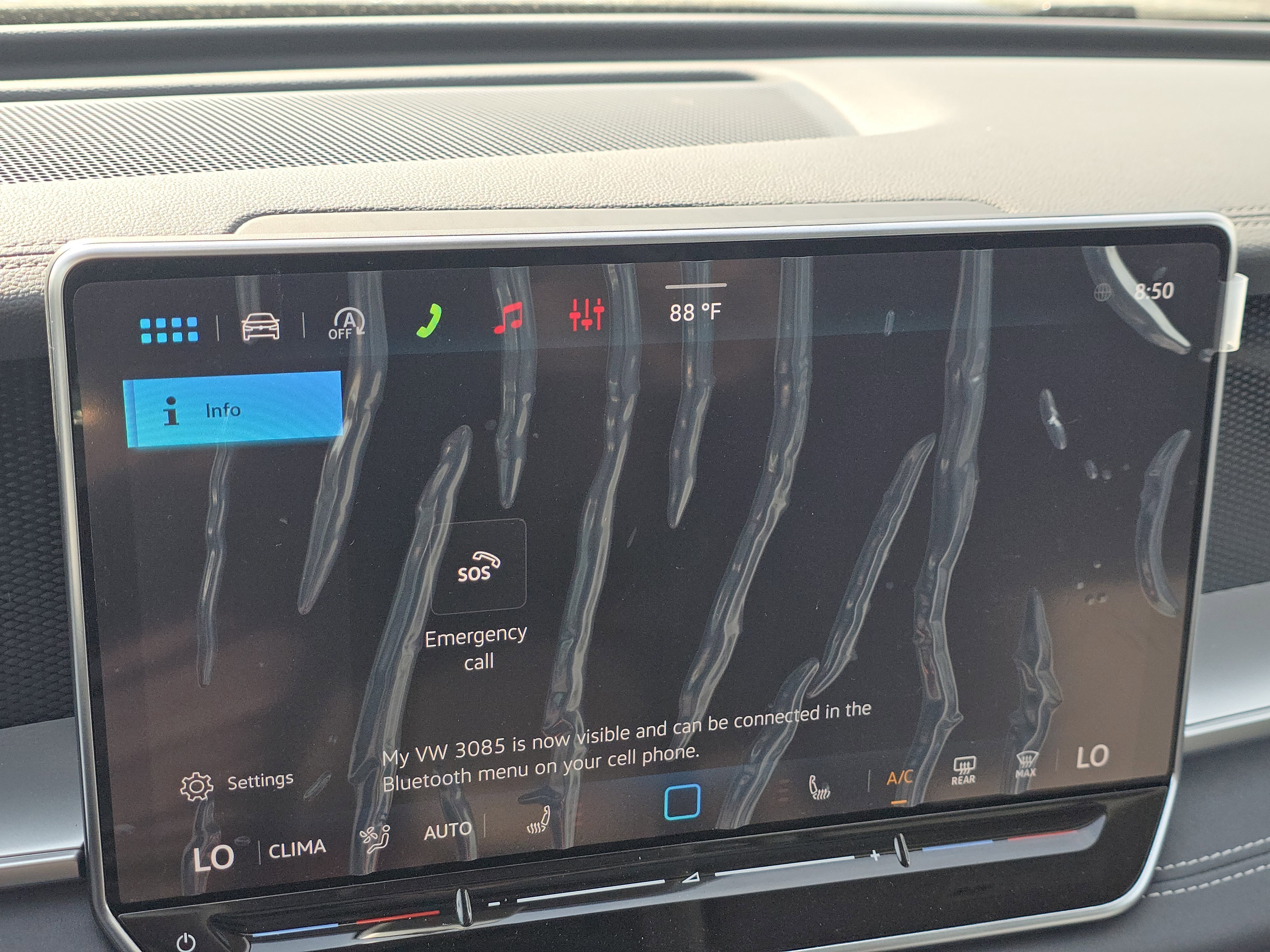 New 2026 Volkswagen Tiguan SE image 11