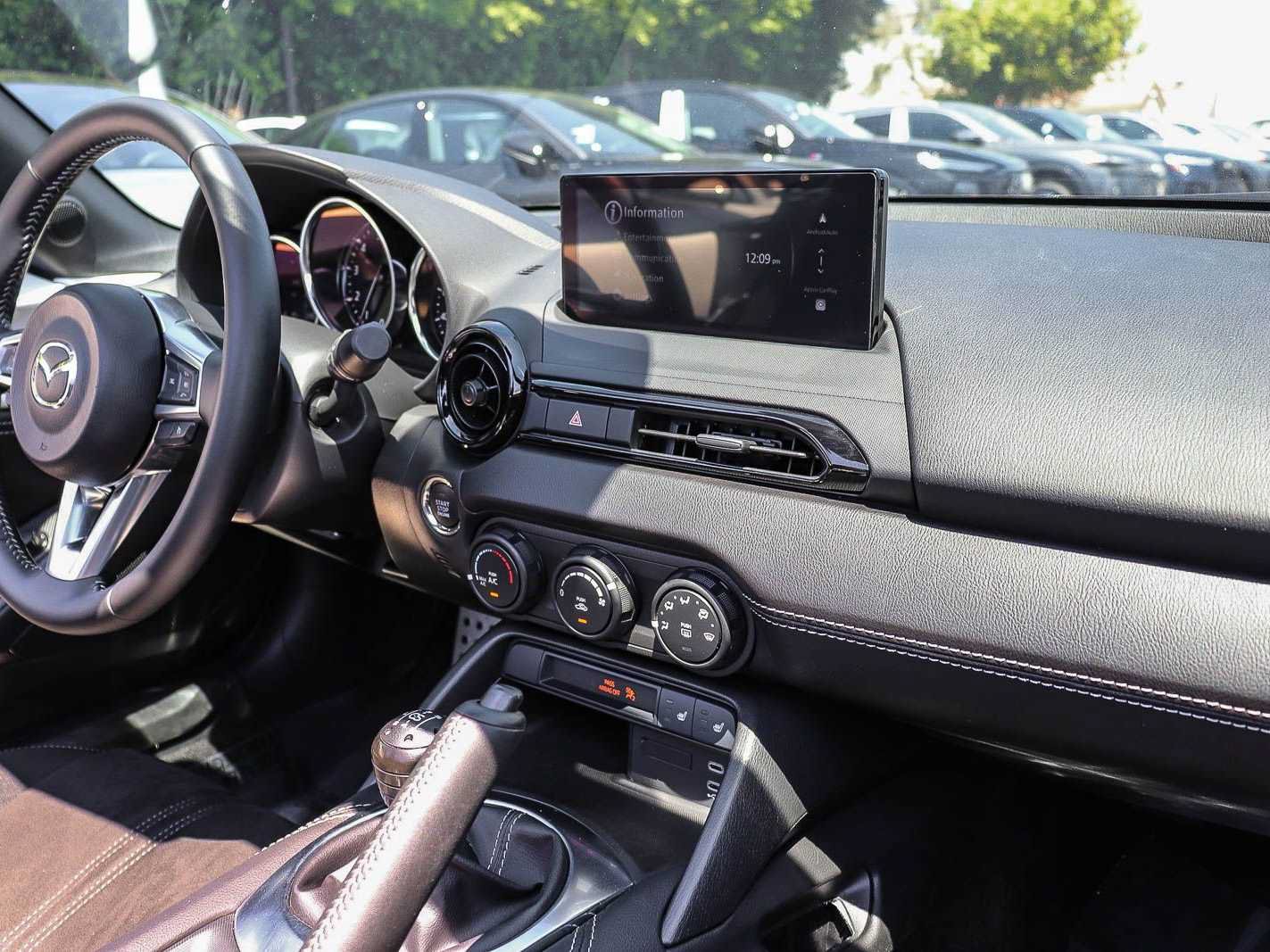 Used 2024 MAZDA MX-5 Miata Club w/ Interior Package RWD image 19