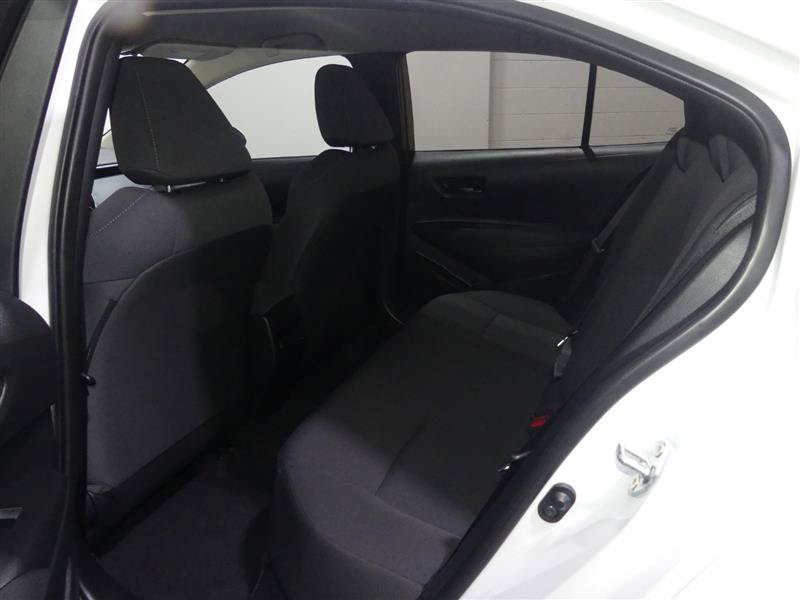Used 2022 Toyota Corolla LE FWD image 26