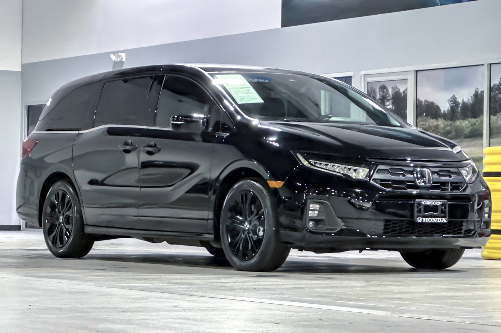 Used 2025 Honda Odyssey Sport-L image 6