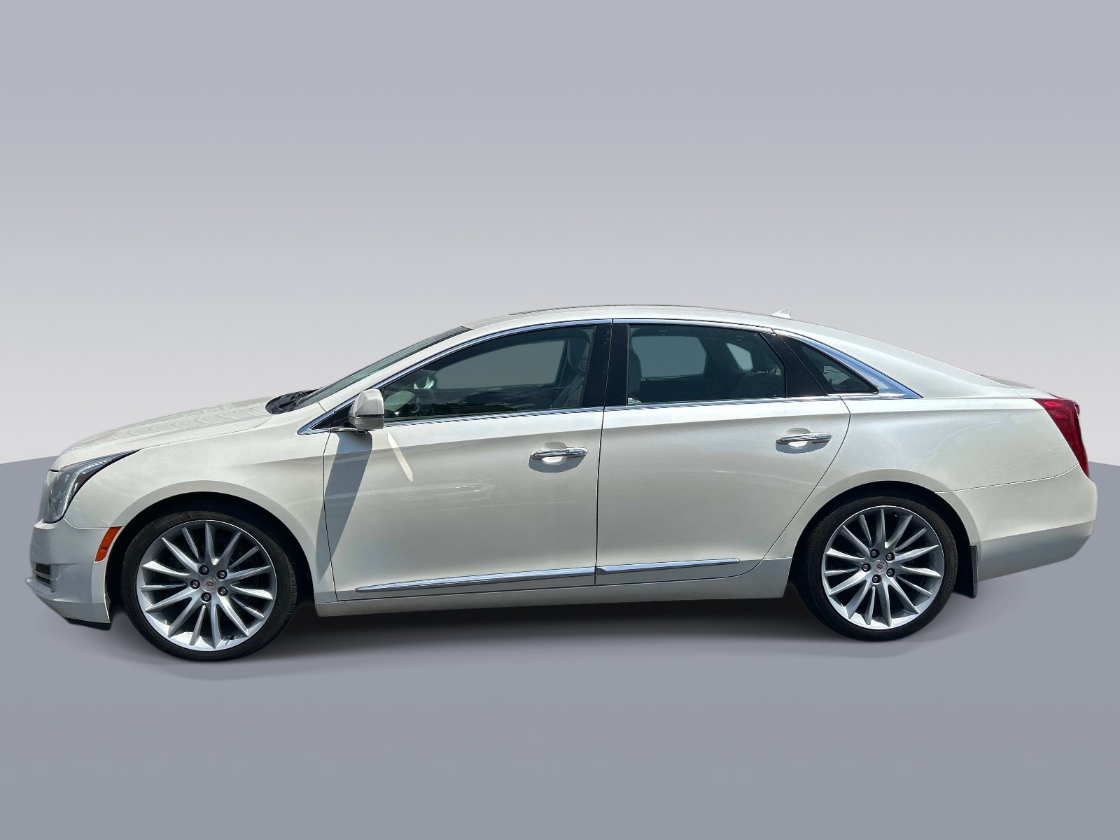 Used 2014 Cadillac XTS Platinum AWD/4WD image 6
