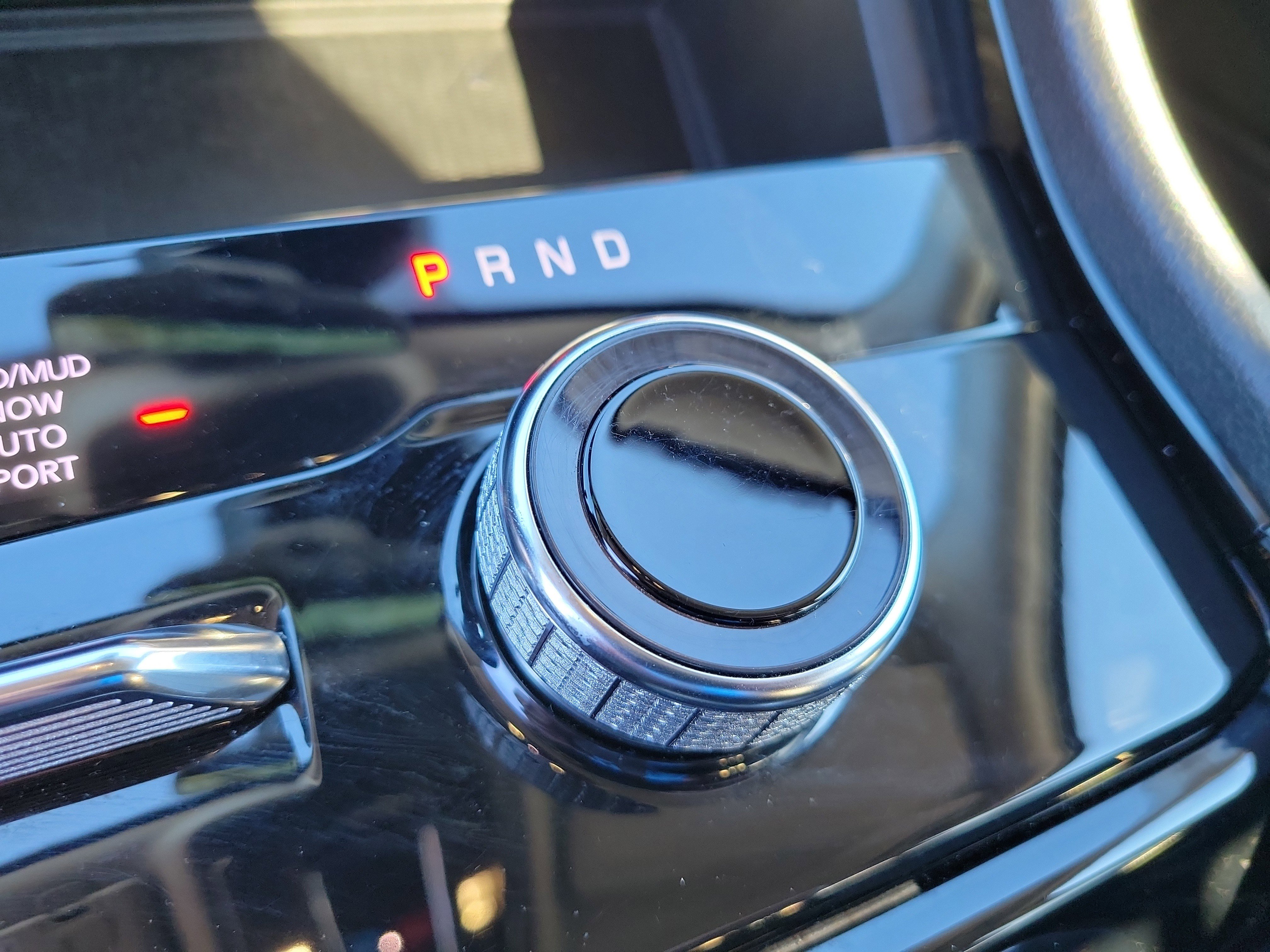 Used 2023 Jeep Grand Cherokee Limited w/ Luxury Tech Group II image 26