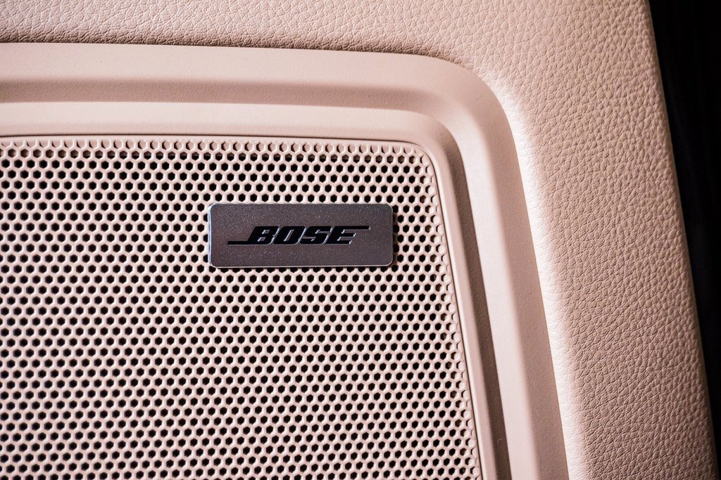 Certified 2025 Porsche Macan image 27