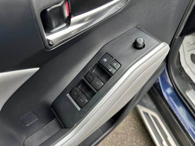 Used 2020 Toyota Highlander XLE FWD image 20