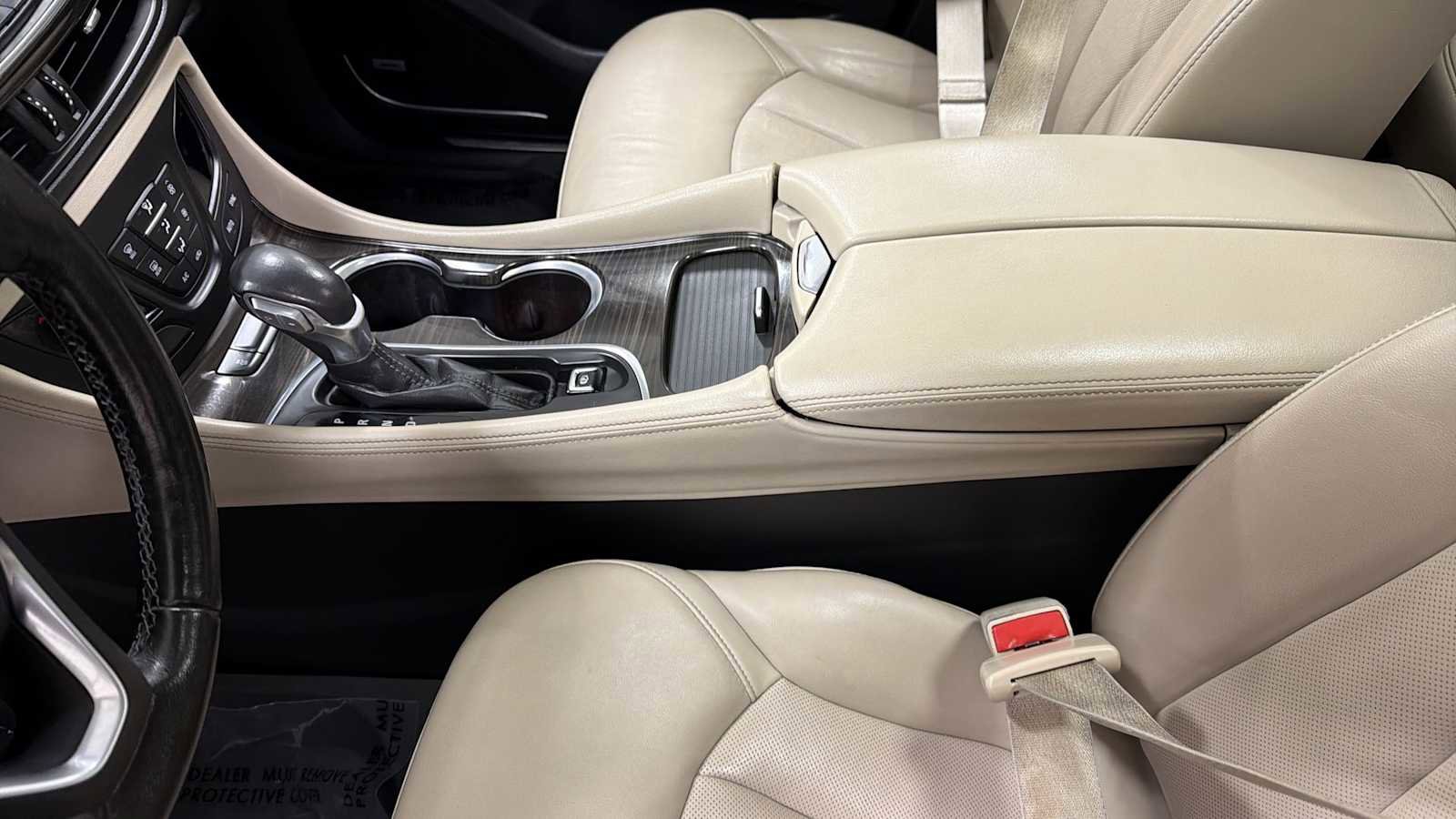 Used 2020 Buick Envision Premium image 23