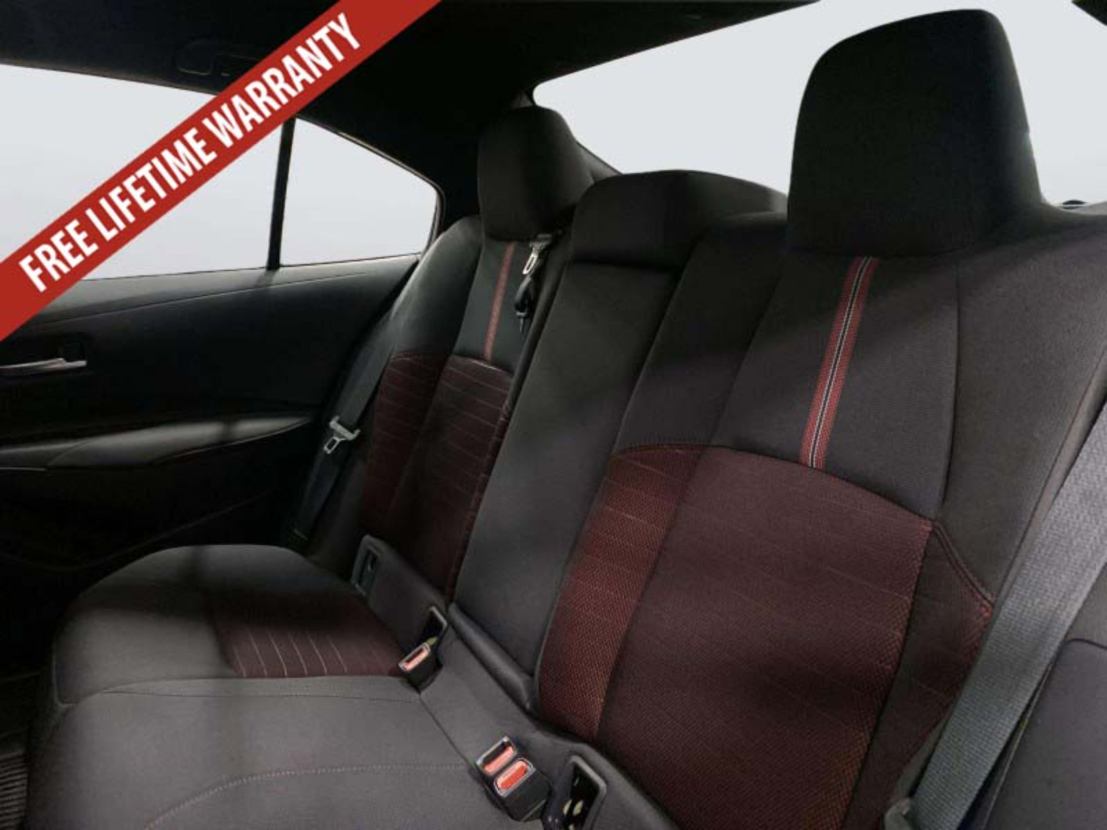 Used 2025 Toyota Corolla SE FWD image 31