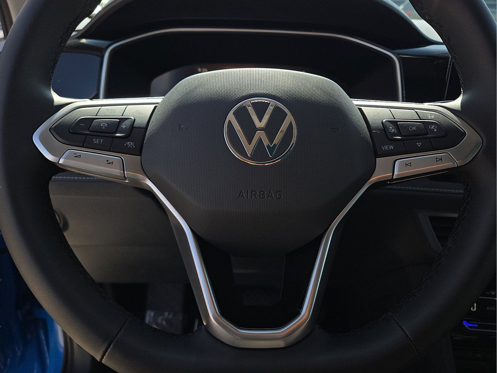 New 2026 Volkswagen Taos SE FWD image 25