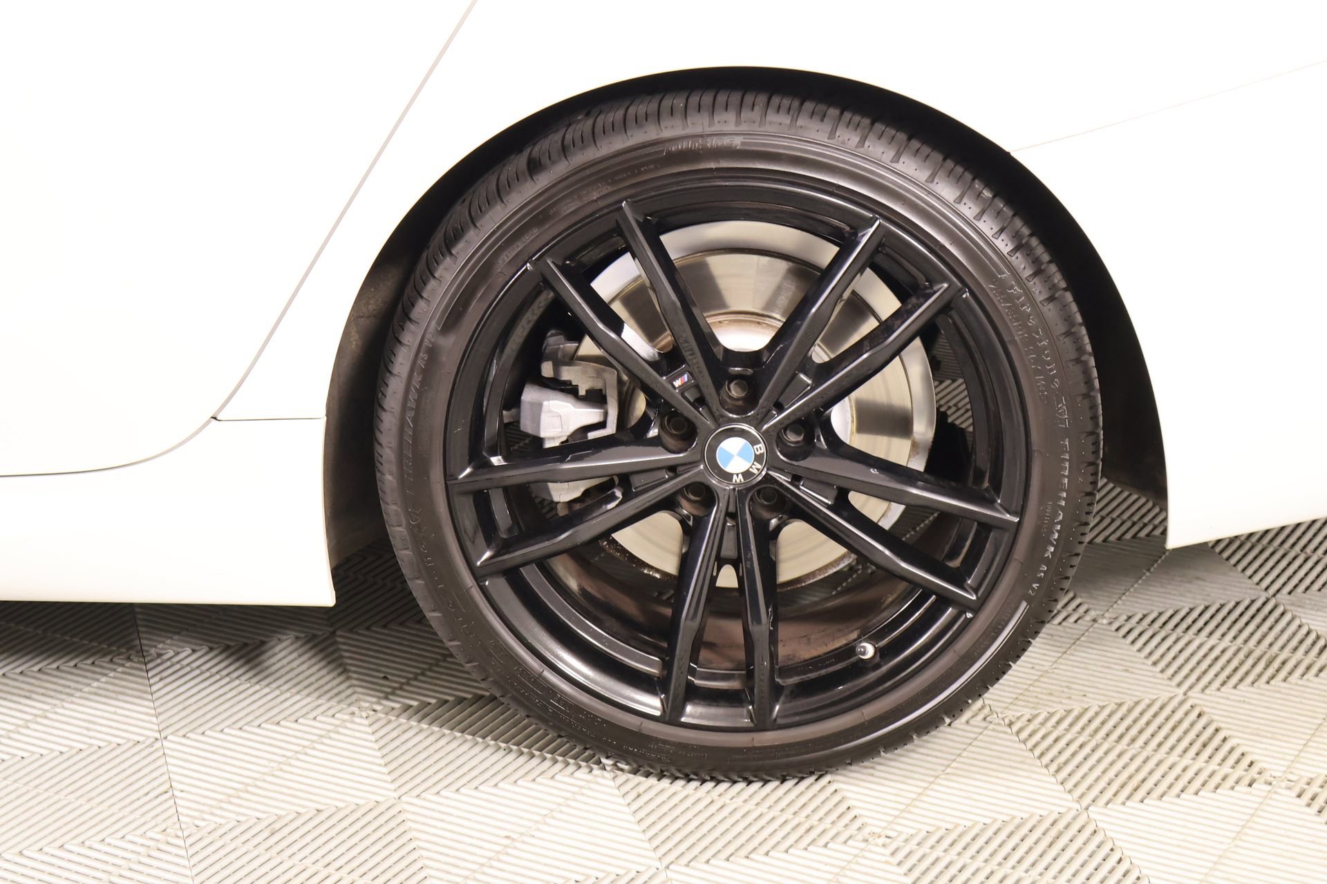 Used 2021 BMW 330i Sedan w/ M Sport Package image 20