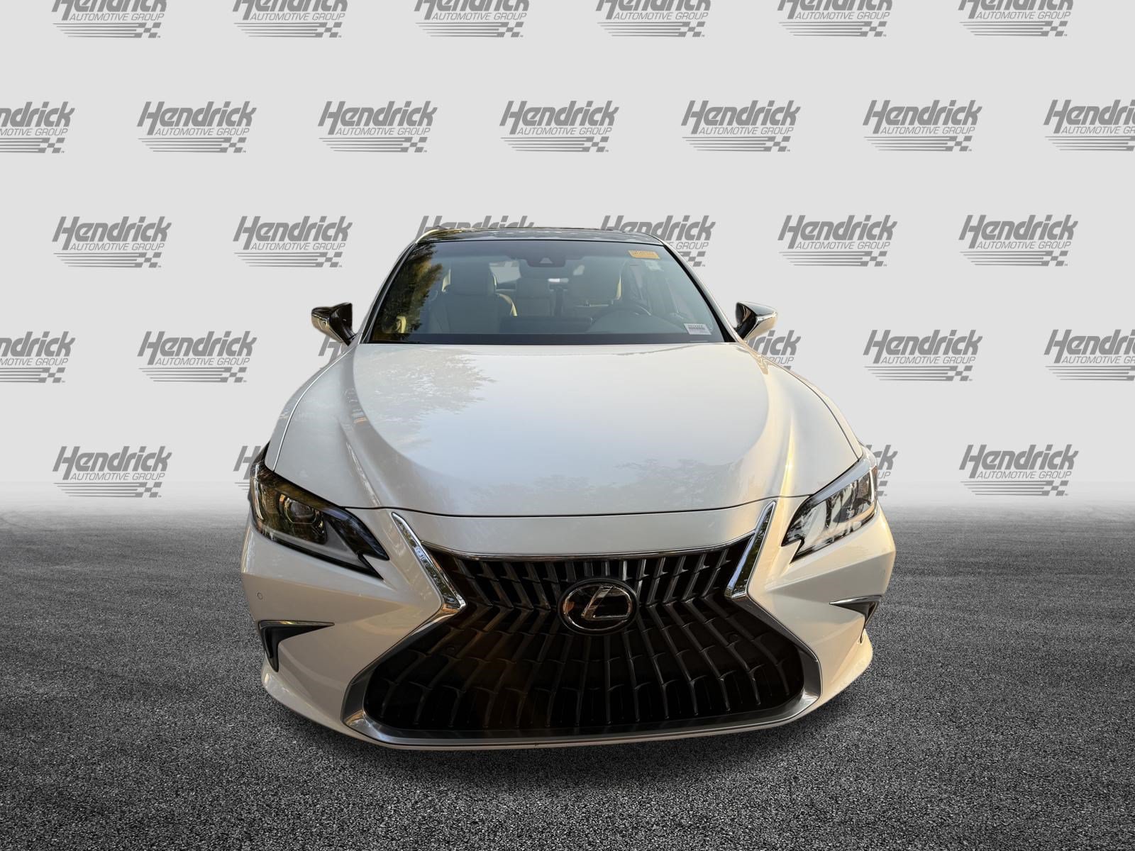 Certified 2023 Lexus ES 350 w/ Premium Package FWD image 3