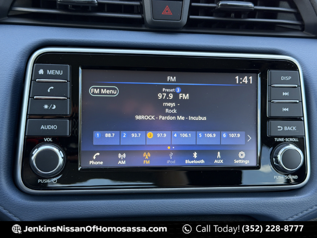 Certified 2025 Nissan Versa SV w/ Trunk Package FWD image 32