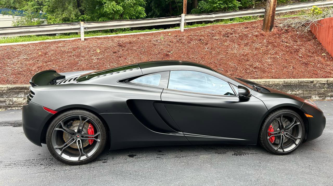 Used 2012 McLaren MP4-12C Coupe RWD image 9