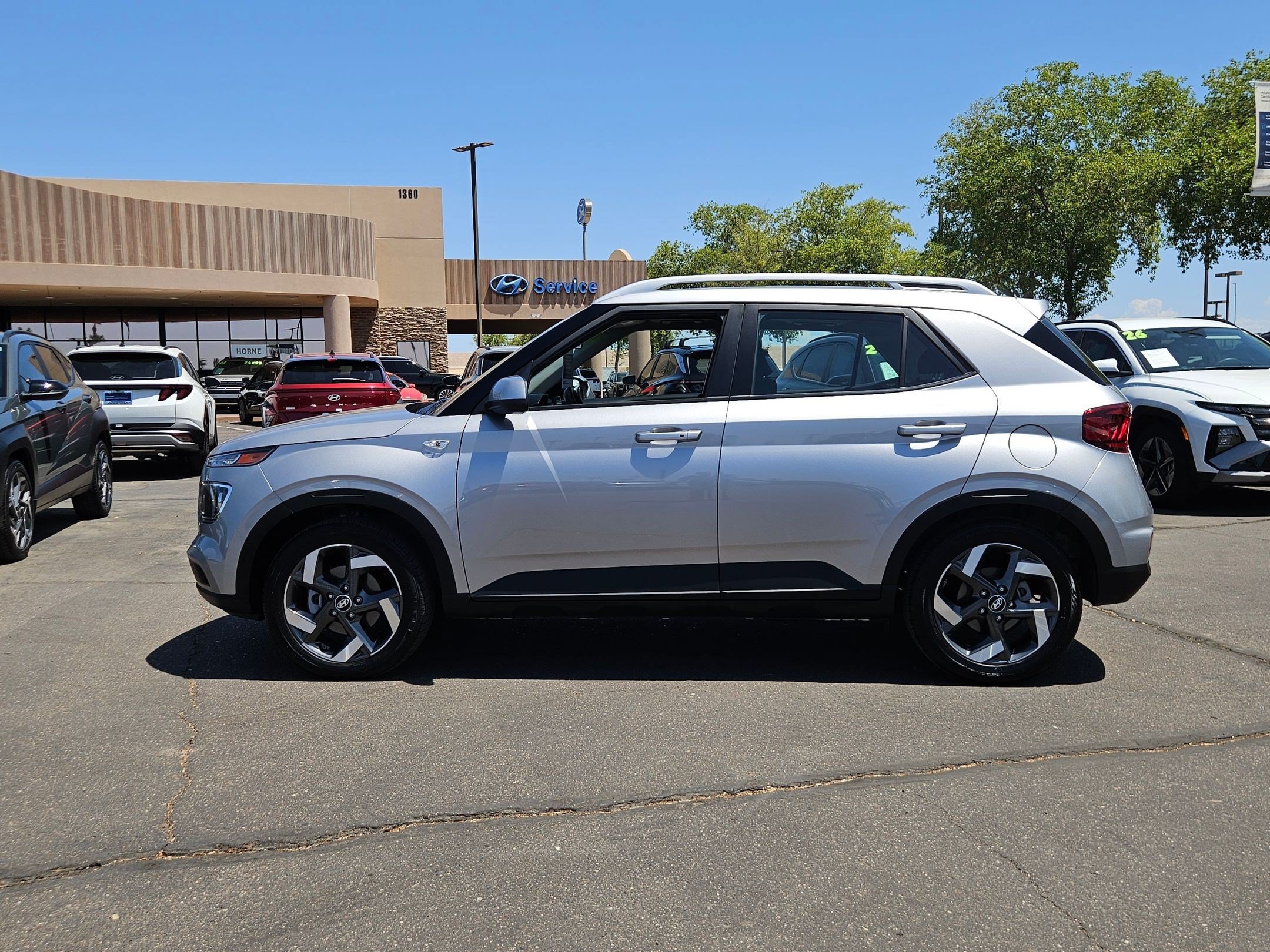 Certified 2026 Hyundai Venue SEL FWD image 9