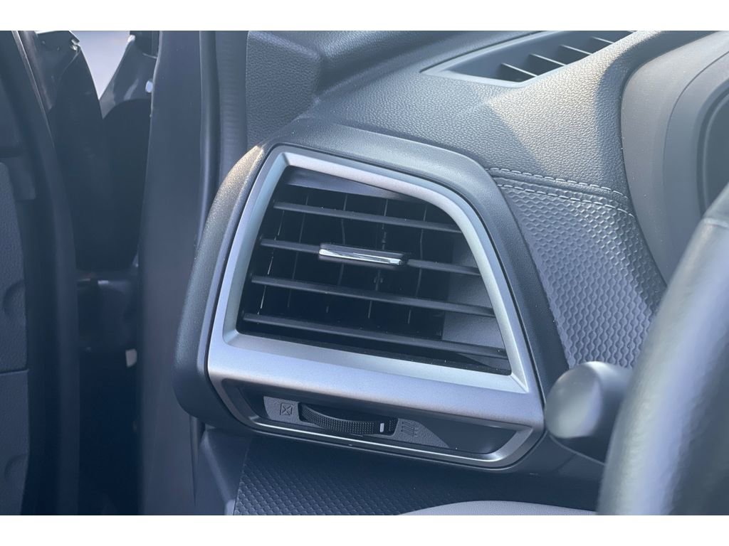 Used 2024 Subaru Forester Limited image 31