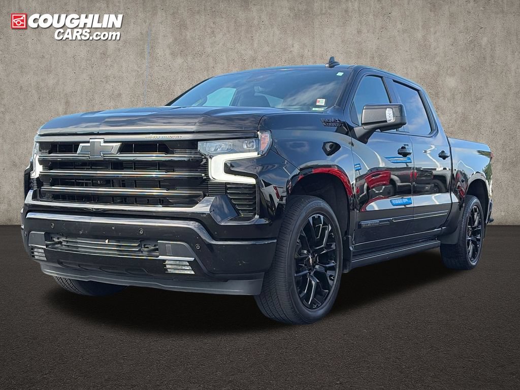Used 2025 Chevrolet Silverado 1500 High Country w/ High Country Premium Package AWD/4WD image 4
