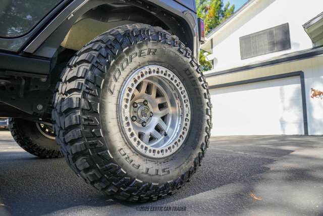 Used 2016 Jeep Wrangler Unlimited Rubicon w/ Connectivity Group image 64